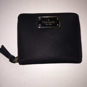 Kate Spade Darci Wilson Road black wallet
